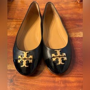 TORY BURCH Everly Ballet Flat in Perfect Black Napa/Patent Leather US 8
